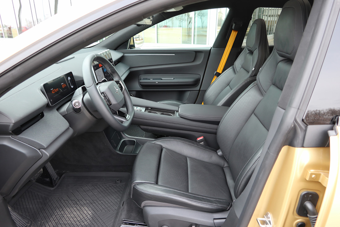 2026 Polestar 4 - TD - JM - 260430 - 7.jpg