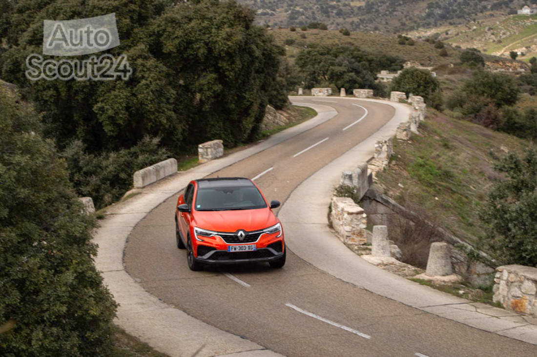 contacto-renault-arkana (14).jpg