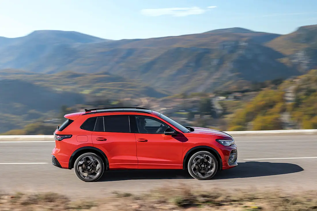 DB2024AU00043 DB2024AU00043