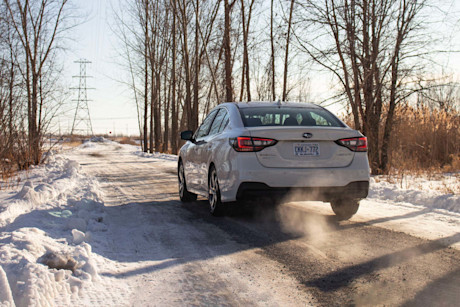 Nissan Altima 2020 contre Subaru Legacy 2020 : match comparatif Body Image
