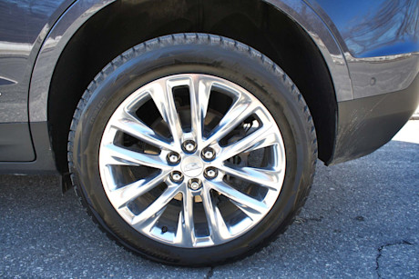 Editorial 2018 cadillac xt5 awd platinum 13 db