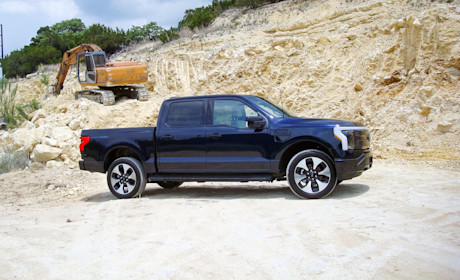 Editorial 2022 ford f 150 lightning 02 bc fr