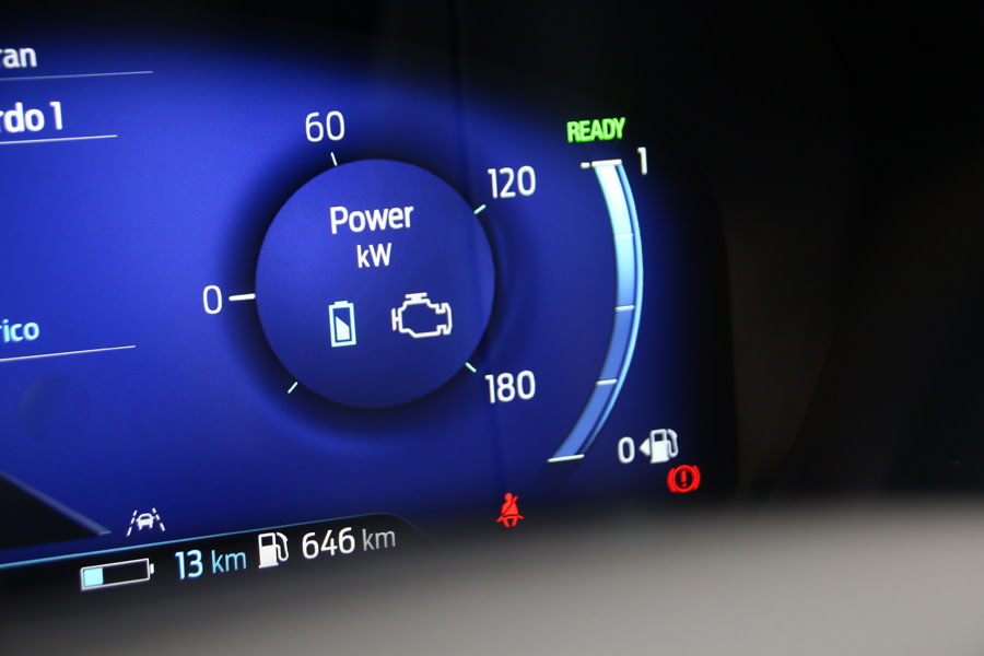 prueba-ford-kuga-phev-2020 (11).JPG