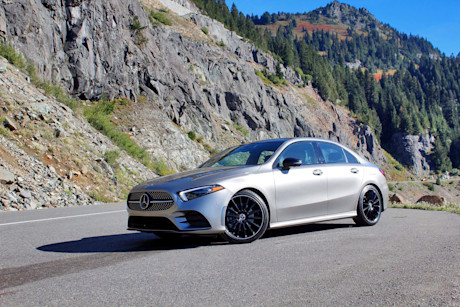Editorial 2019 mercedes benz a 220 02 pb