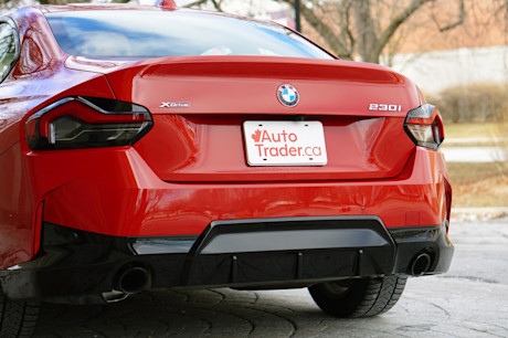 Editorial 2023 bmw 230i xdrive coupe 15 jl