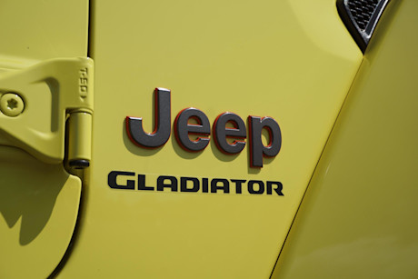 Editorial 2023 jeep gladiator mojave td 230816 16 di