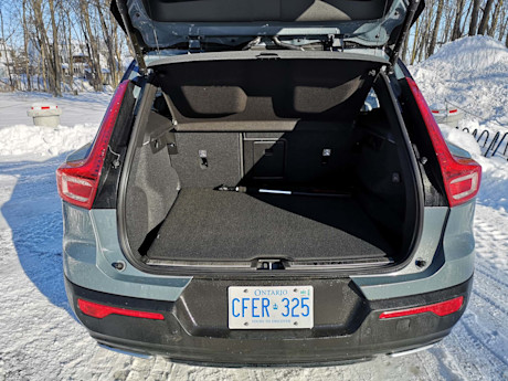Volvo XC40 2020 : essai routier Body Image