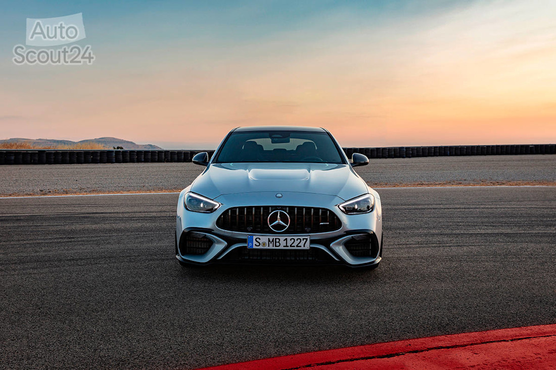 Mercedes-AMG C63 S EPerformance 2022 (20).jpg