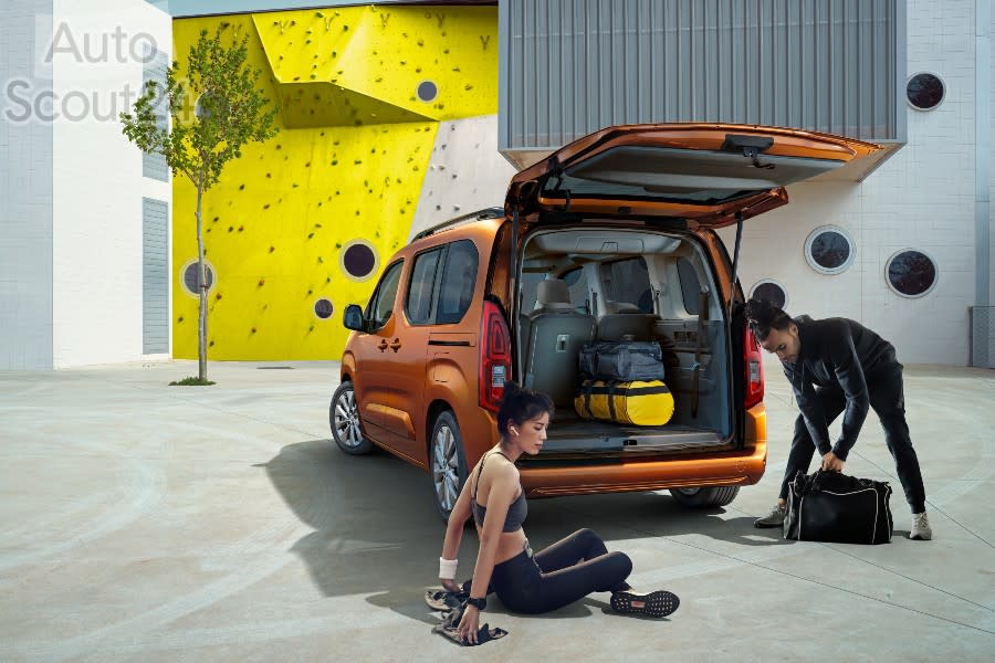 Opel-Combo-e-Life-514356 (2).jpg