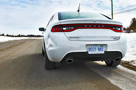 Editorial 2014 dodge dart jp 04 8721