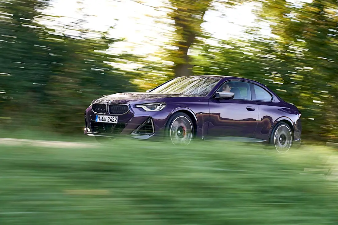 AS24 BMW 2 Reeks Coupé 2021 rijdend voor 2 AS24 BMW 2 Reeks Coupé 2021 rijdend voor 2