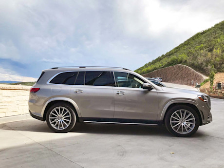 Editorial 2020 mercedes benz gls class 04 sb