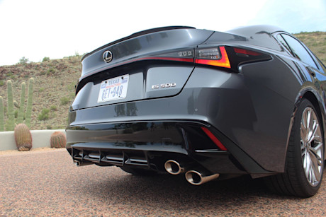 Editorial 2022 lexus is 500 f sport performance 09 pb