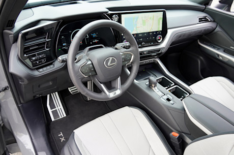 Lexus TX 500h 2026 : essai routier Image