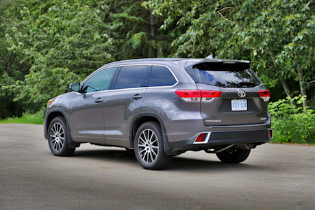 Editorial 2017 toyota highlander xle 05 ts