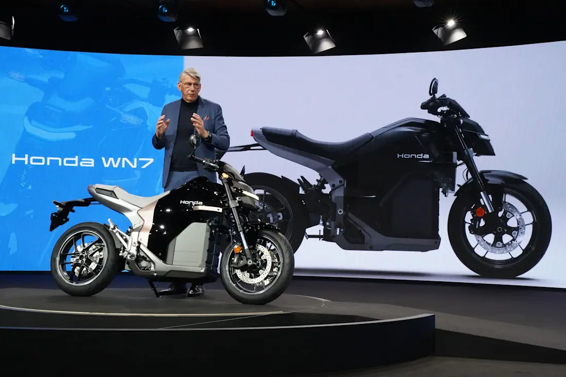 15 eicma-2025 honda-wn7