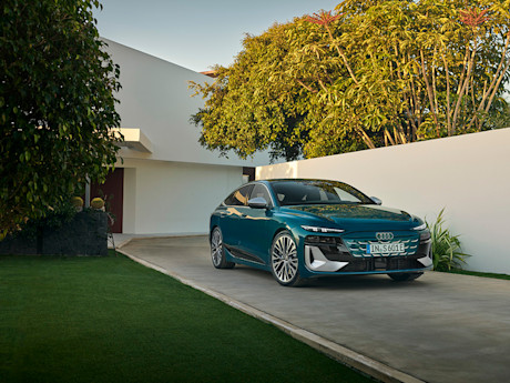 Editorial 2025 audi s6 e tron sportback audi preview 240717 pb 1