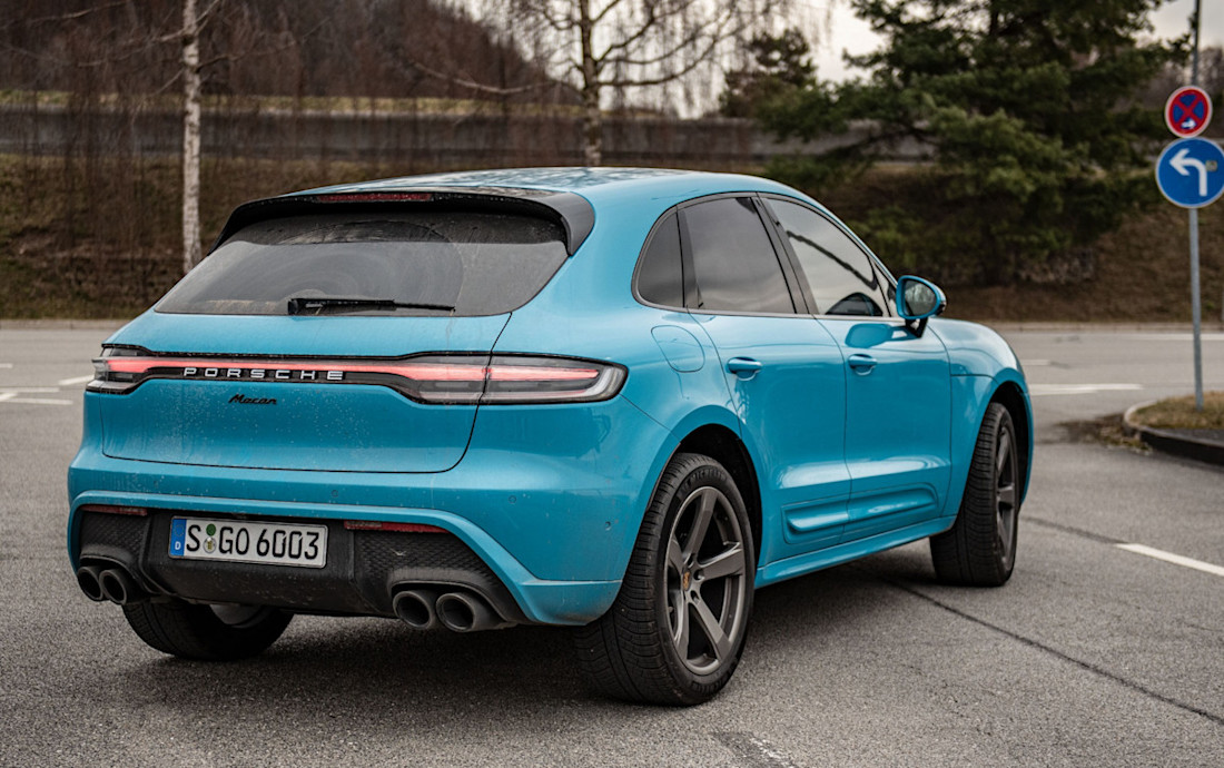porsche-macan-back