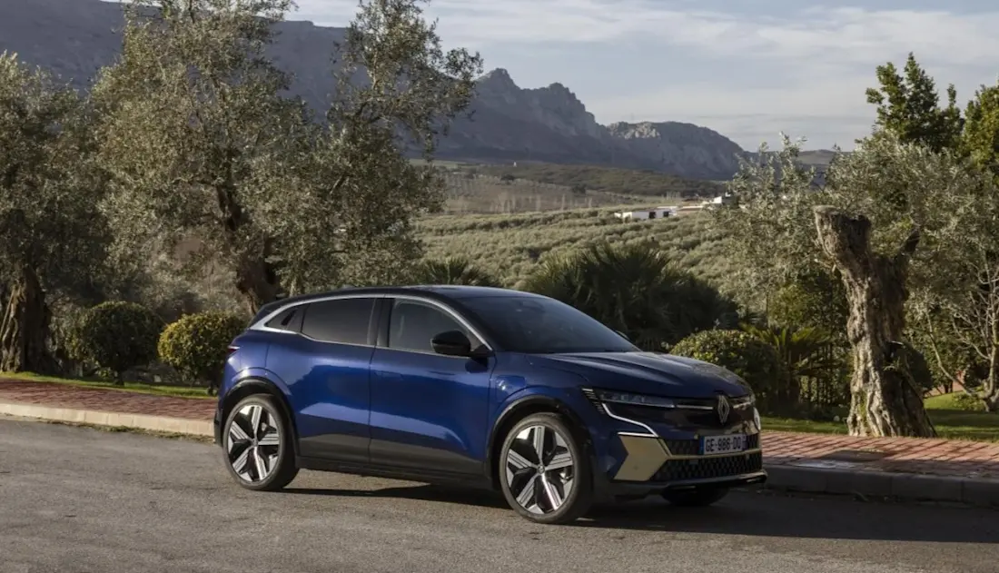 renault-megane-e-tech-frontansicht renault-megane-e-tech-frontansicht