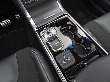 Editorial 2019 ford edge st 21 jb