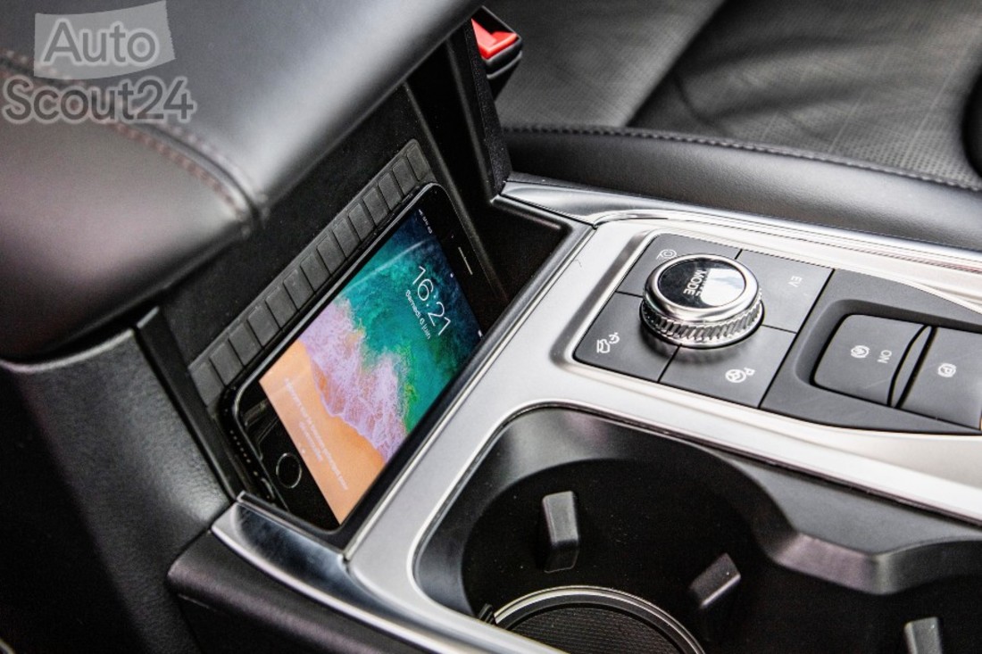 FORD_2020_EXPLORER_60 (1).jpg