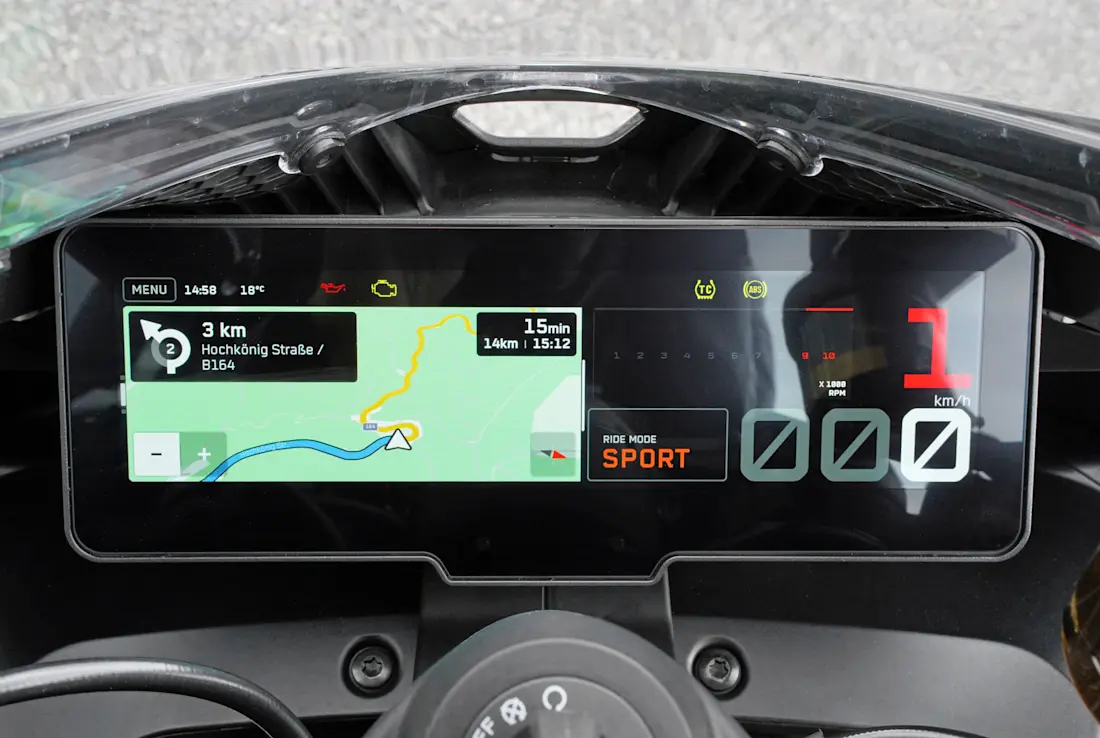 KTM 990-rc-r-2026_Display