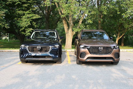 Match comparatif des VUS intermédiaires hybrides rechargeables, Édition 2024: Mazda CX-90 PHEV 2024 vs Mazda CX-70 PHEV 2025 Image