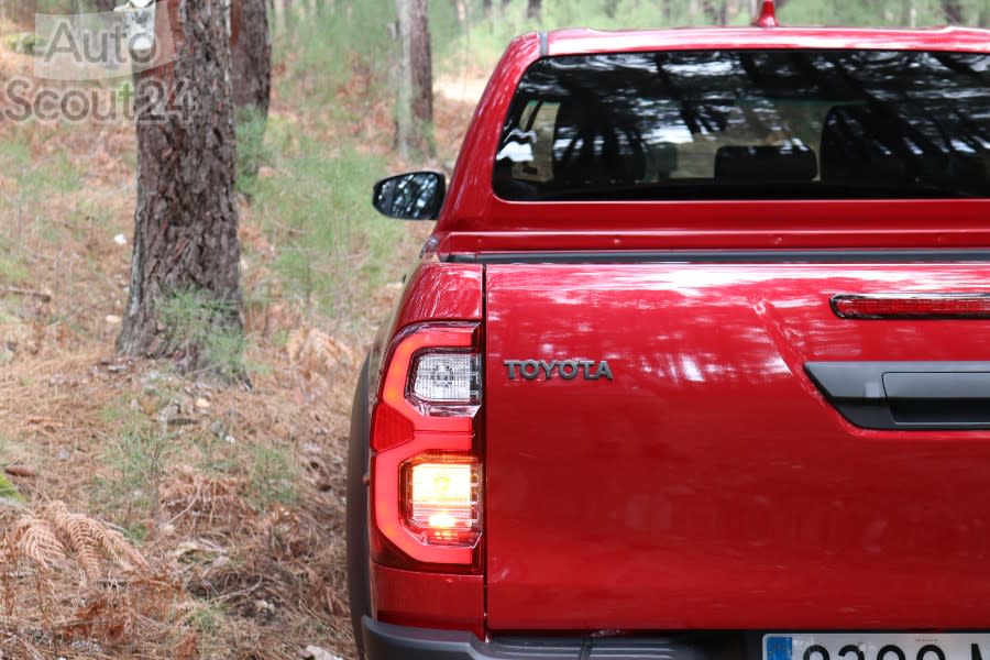 prueba-toyota-hilux-gr.sport.065.JPG