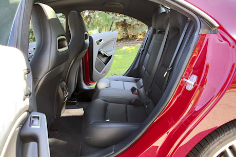 Editorial 2014 m b cla 250 jw jy 13 13764