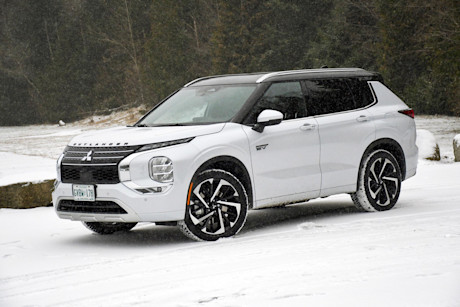 Mitsubishi Outlander PHEV 2023 : premier essai Image