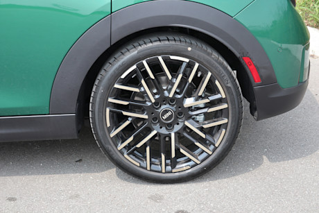 2025 Mini Cooper S 5 Door Review Image