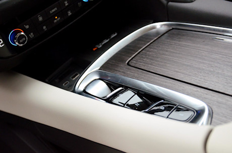 Buick Enclave Avenir 2022 : essai routier Body Image