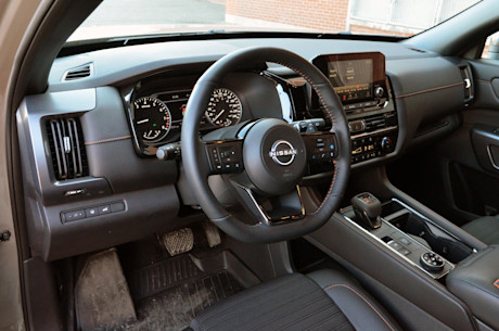 Nissan Pathfinder Rock Creek 2023 : essai routier Body Image