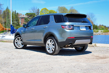 Editorial 2015 lr discovery sport hse luxury pb 04