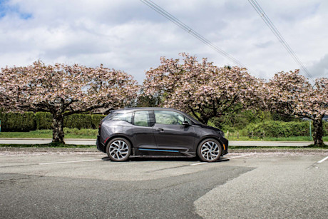 Editorial 2016 bmw i3 w range extender bm 07