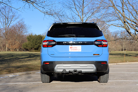 Editorial 2024 honda pilot review exterior rear profile