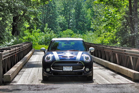 Editorial 2015 mini cooper s 5 door dh 01