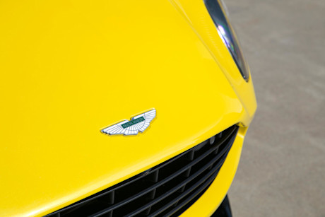 Editorial 2020 aston martin db11 v8 coupe 11 jw