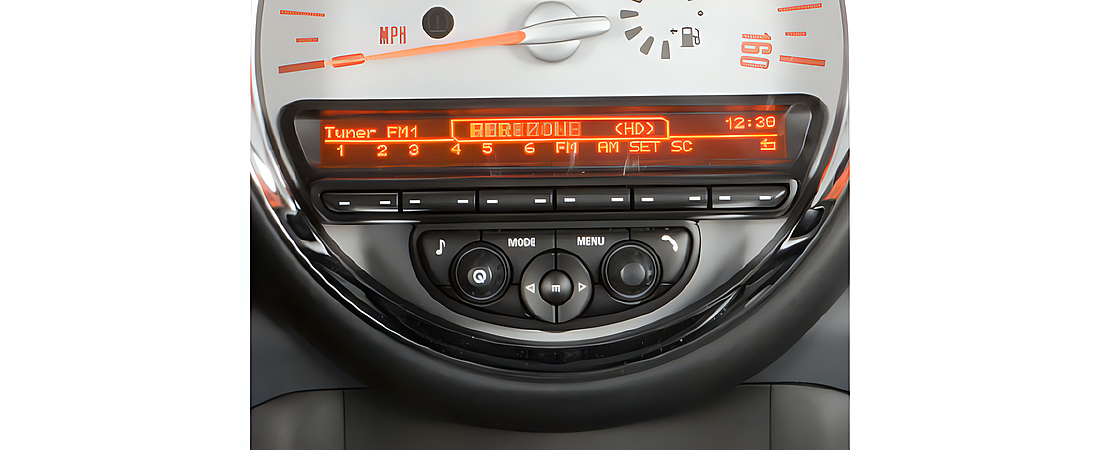 MINI Cooper Hardtop 2011 10