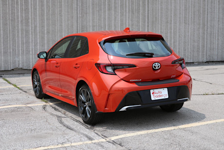 Editorial 2023 toyota corolla hatchback xse td 230901 10 jm