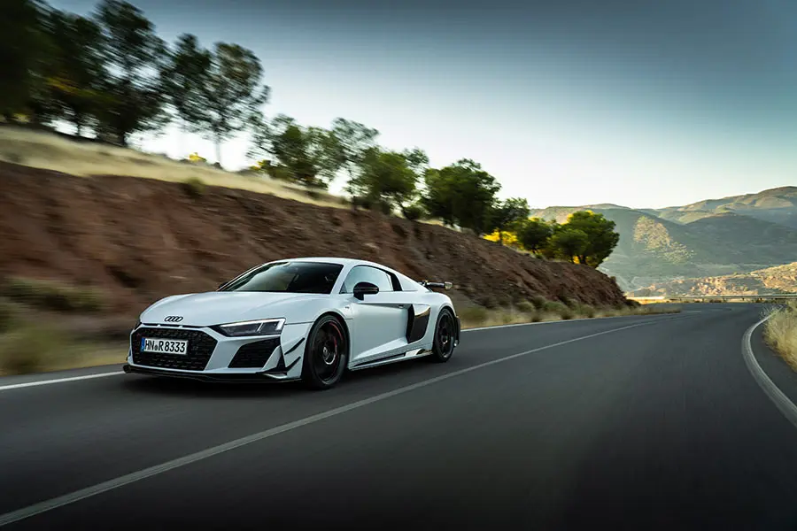 Audi-R8-V10-GT-RWD-2022-autoscout24 (10)