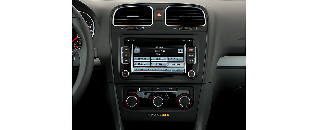 Volkswagen Golf 2011 11