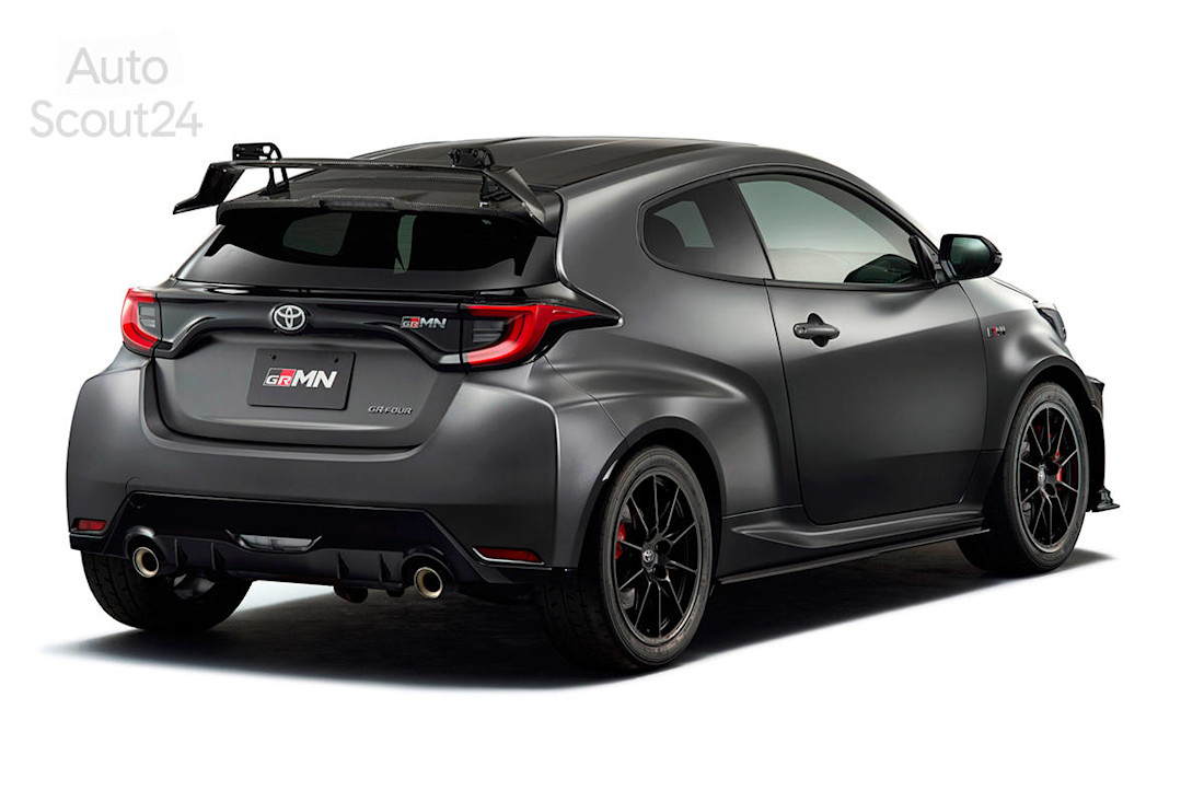 Toyota GRMN Yaris  2022 as24 (4).jpg