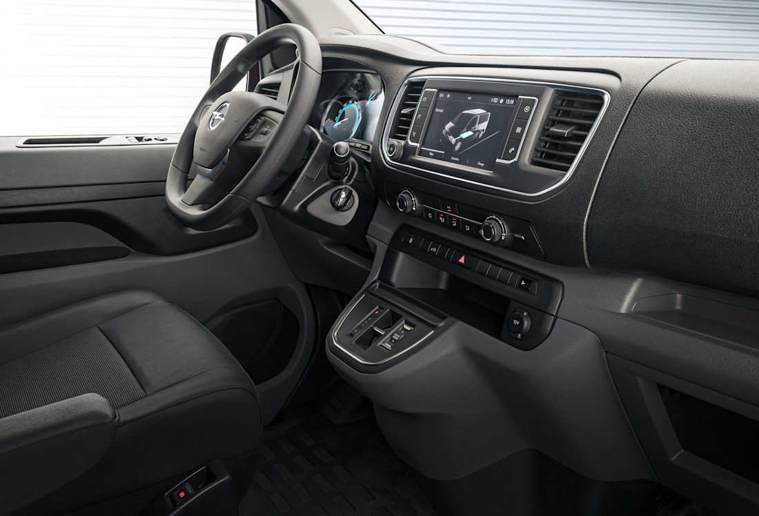 opel-vivaro-e-interior