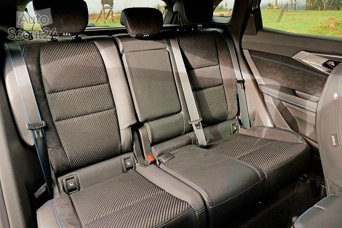 Video prueba Renault Austral HEV 2023 interior Ruben Fidalgo AS24 (3).jpg