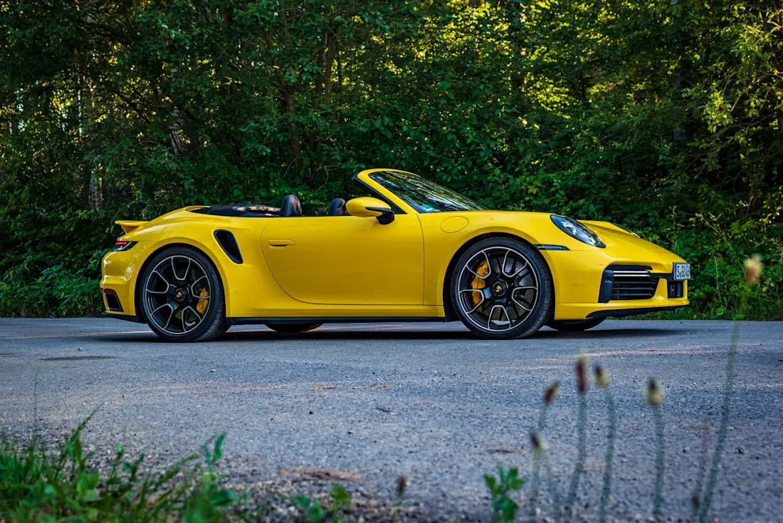 Porsche-911-Turbo-S-Cabriolet-Hero Porsche-911-Turbo-S-Cabriolet-Hero
