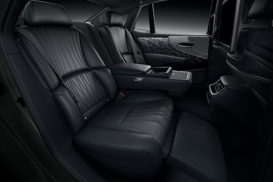 Lexus-LS-2021-1280-11.jpg