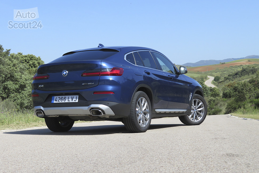 16_bmw x4 20d.JPG