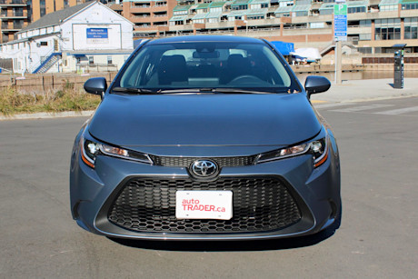 Editorial 2021 toyota corolla l 6mt 01 pb