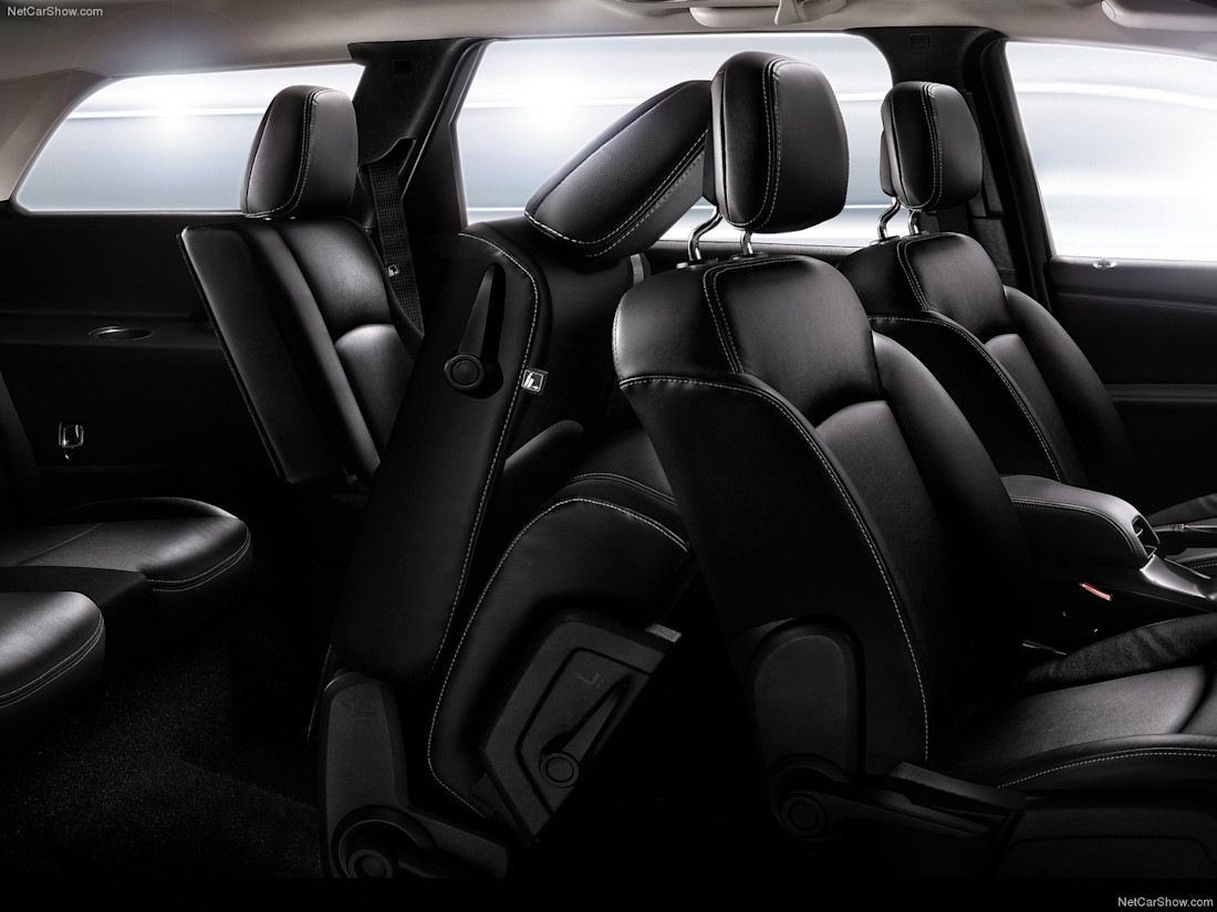 Fiat-Freemont-2012-1600-33